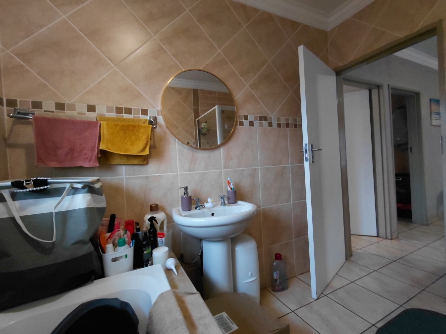 To Let 2 Bedroom Property for Rent in Doringkruin North West